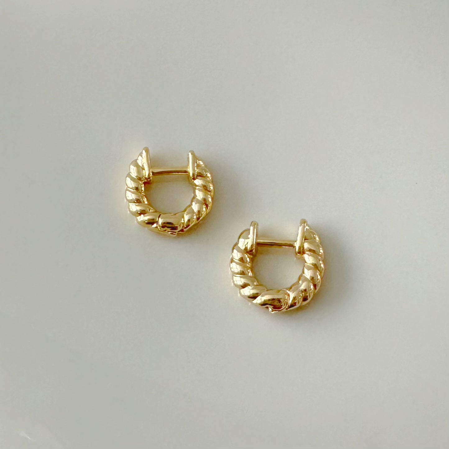 Mini Harlow Hoops