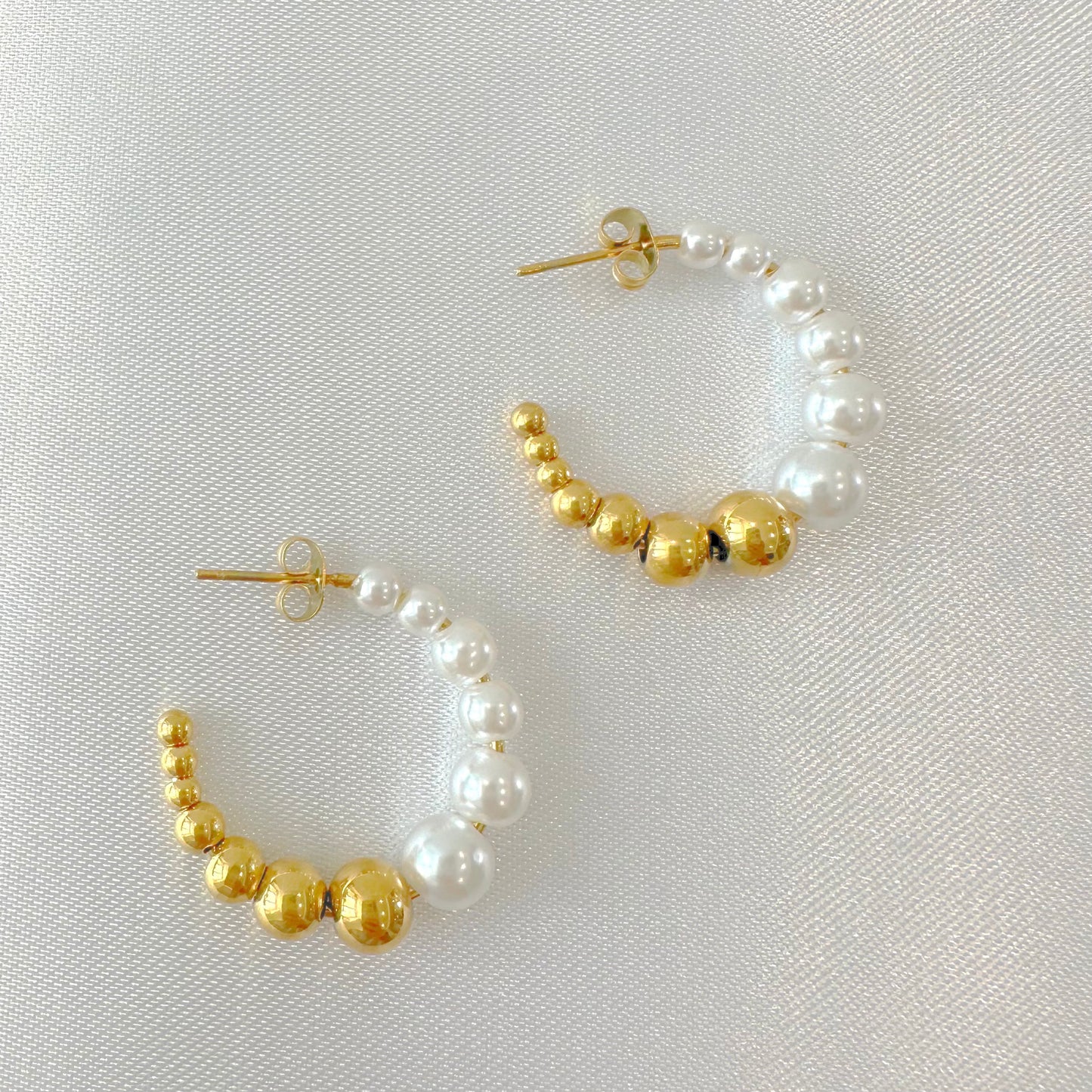 Luna Pearl Hoops