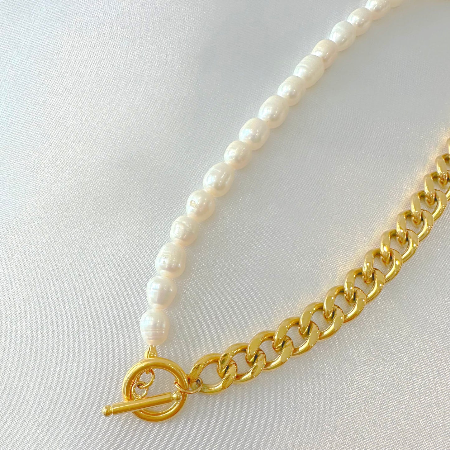 Monroe Pearl Necklace