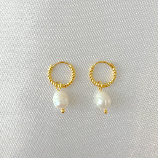 Drop Pearl Earrings
