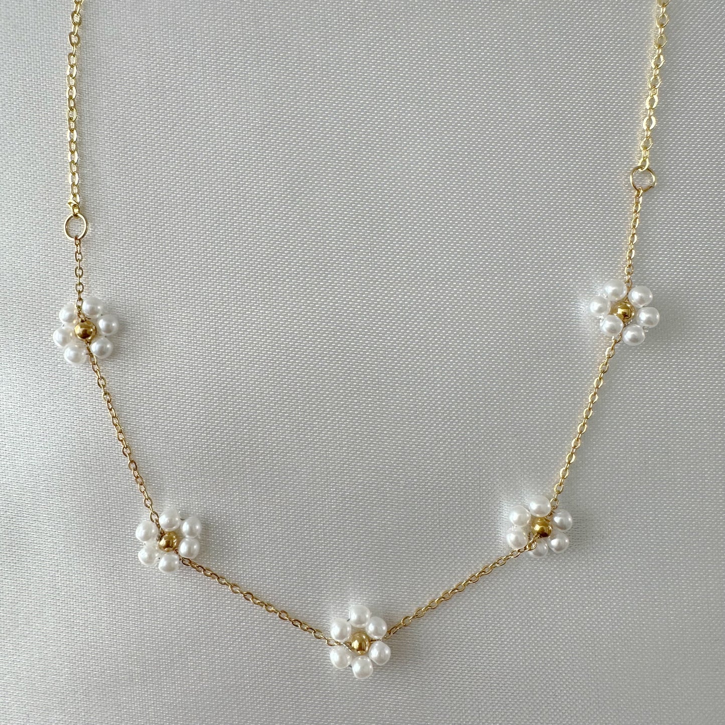 Daisy Necklace