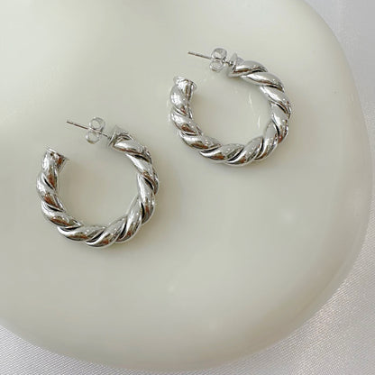 Maven Twisted Hoops